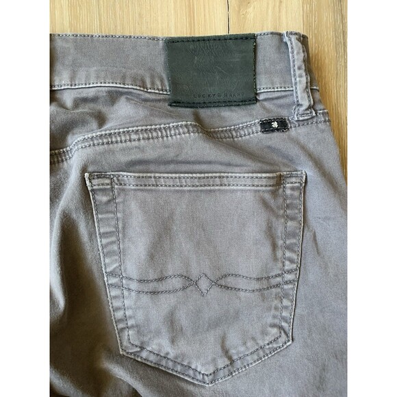Lucky Brand Men’s Jeans Gray 121 Heritage Slim 31”x32” - Picture 9 of 9